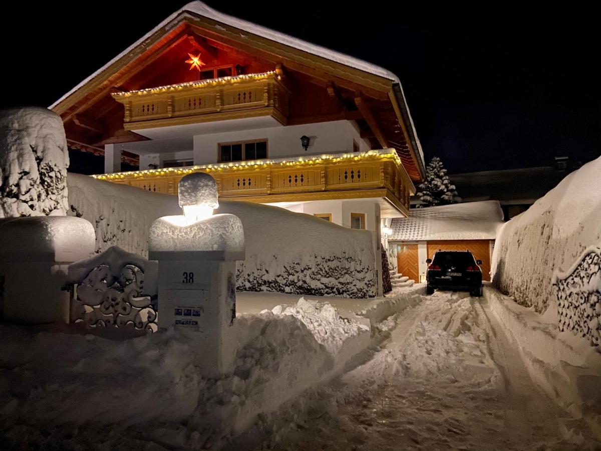 Ferienwohnung Mit Bergblick Unterammergau Exterior foto