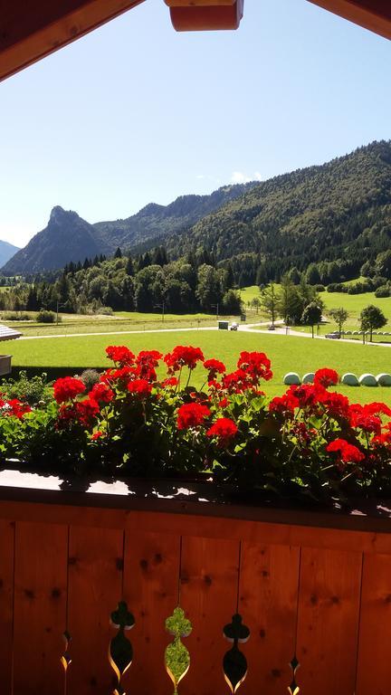 Ferienwohnung Mit Bergblick Unterammergau Exterior foto